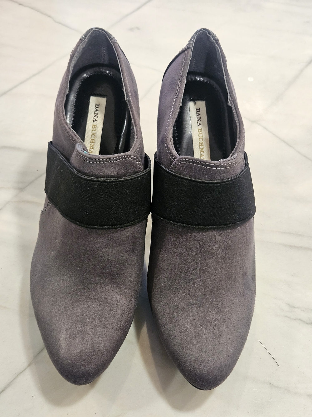 Dana Buchman Shary Gray Faux Suede Heeled Shooties Comfort Strap Women's 6.5 M